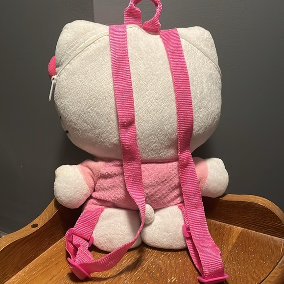 Hello Kitty Backpack - Picture 7 of 14